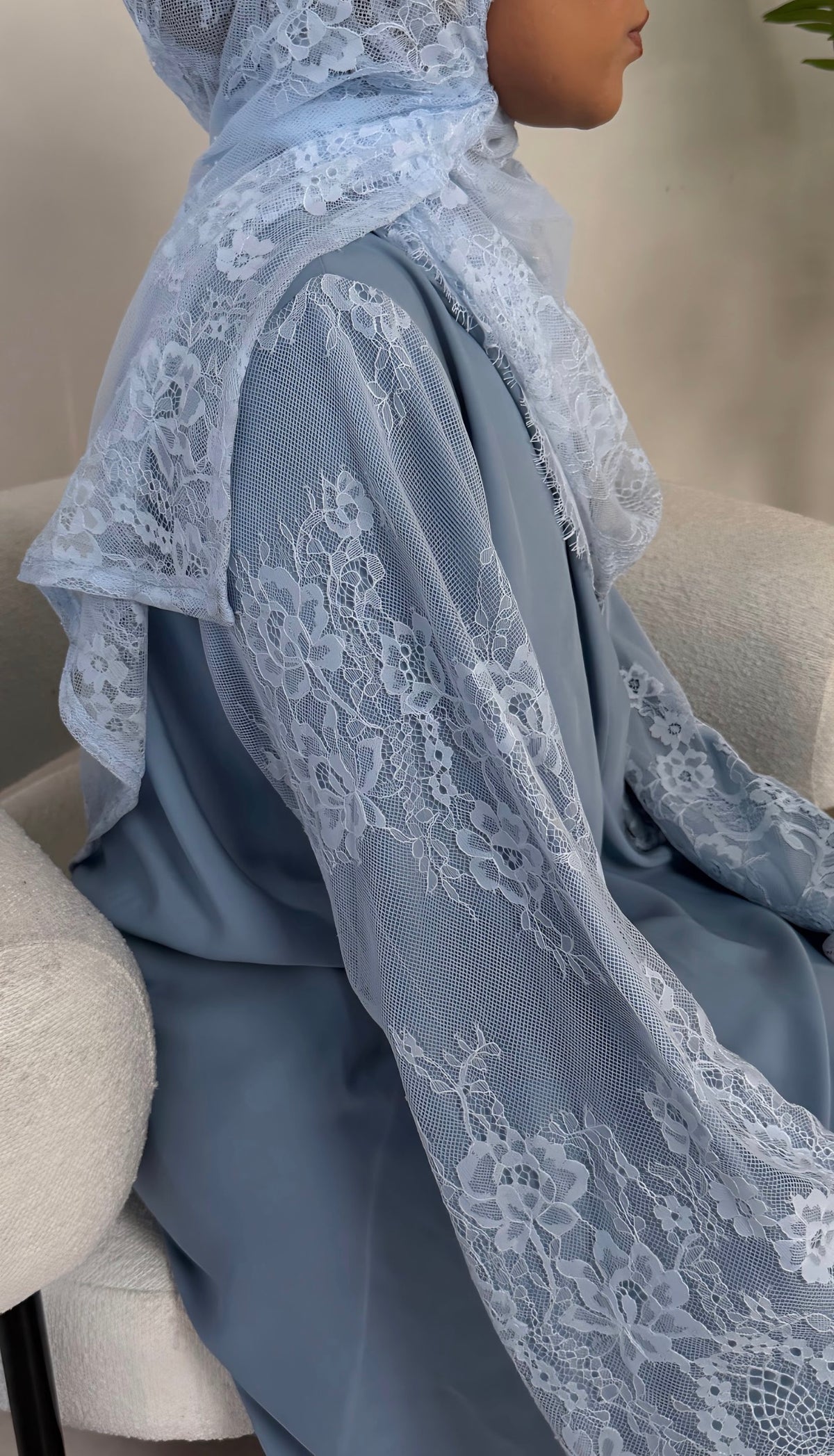 REÏWAH Anaïs abaya in blue