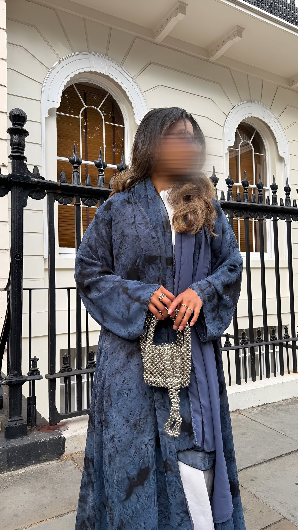 REÏWAH Fumé abaya in Burning Blue