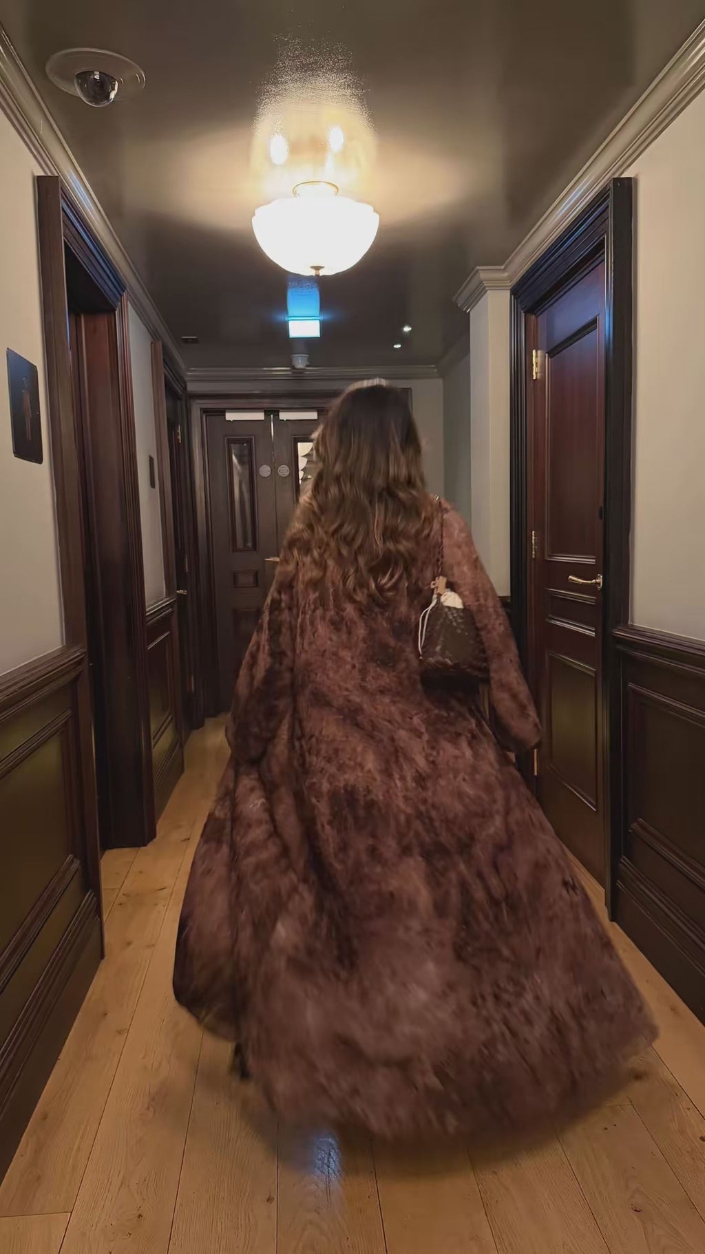 REÏWAH Fumé abaya in Smoked Mulberry